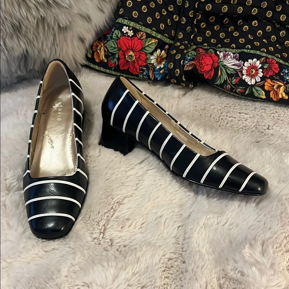 David Tate Womens Black and White Striped Leather Slip On Pumps Heels Sz 6.5W